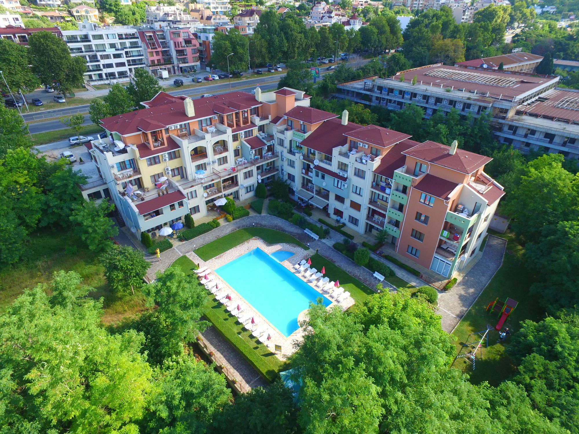 Varna Inn Sea Park Apartments エクステリア 写真